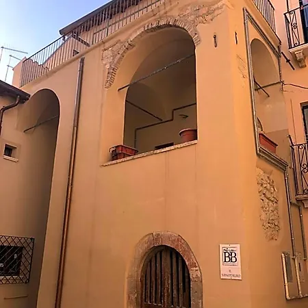 Il Minotauro A 5 Minuti Da Popoli