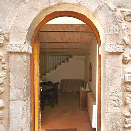 Il Minotauro A 5 Minuti Da Popoli Hotel